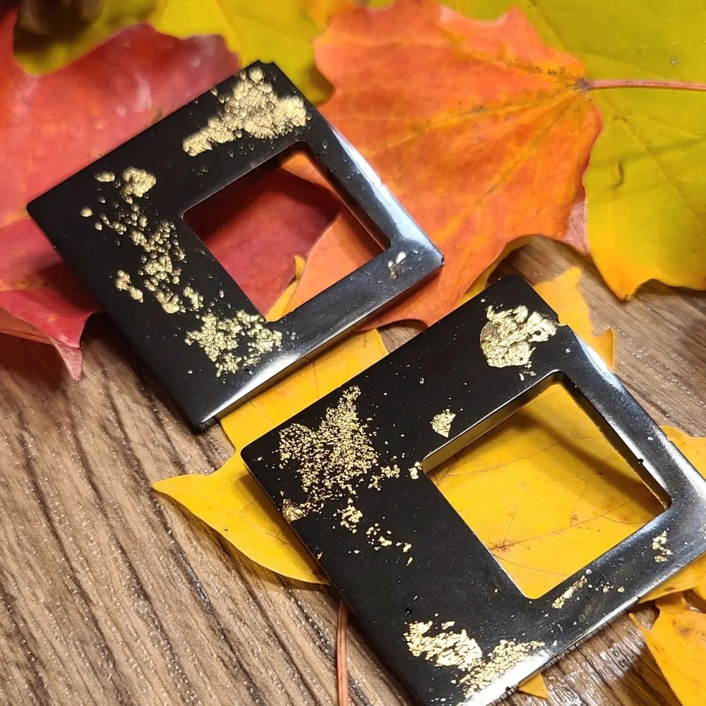 Black and Gold Phone Accessory